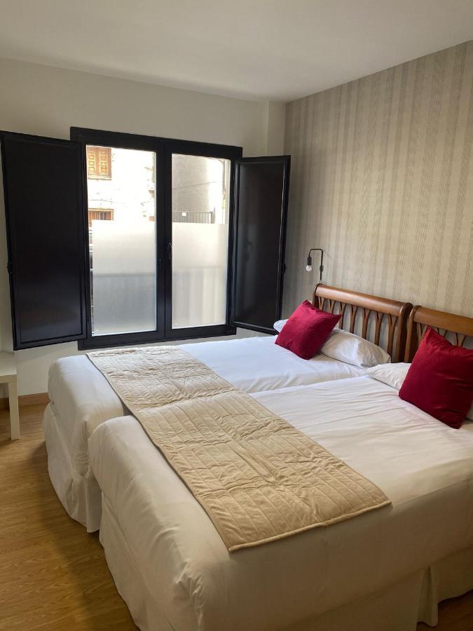 Apartamentos Palacio Azcarate Calle Calvario إيزكاراي المظهر الخارجي الصورة