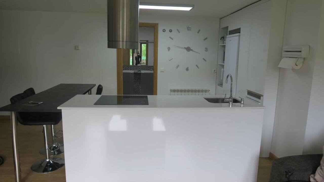 Apartamentos Palacio Azcarate Calle Calvario إيزكاراي المظهر الخارجي الصورة
