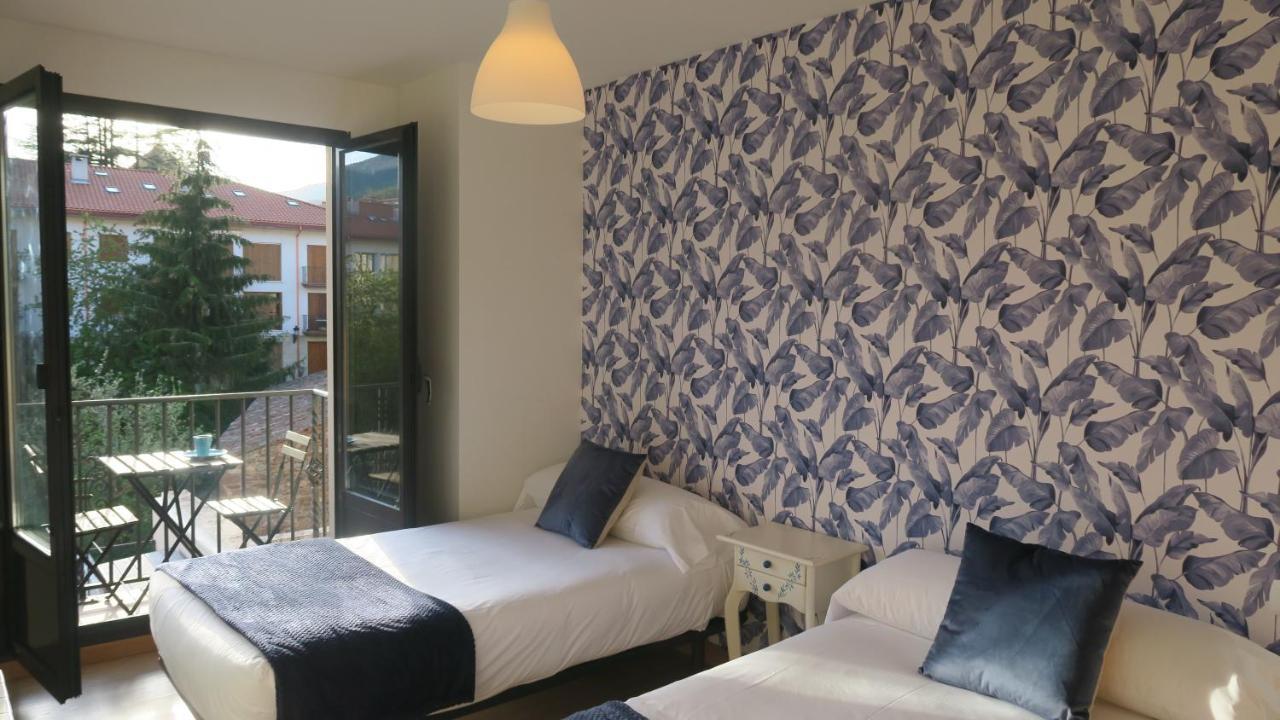 Apartamentos Palacio Azcarate Calle Calvario إيزكاراي المظهر الخارجي الصورة